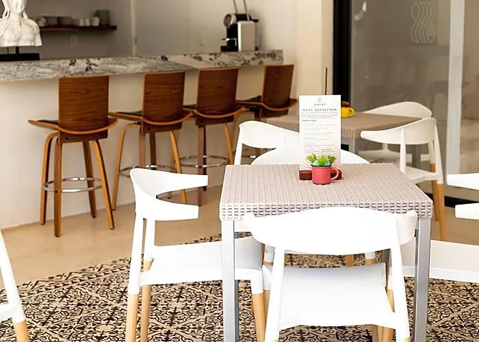 Hotel Zendero 4*